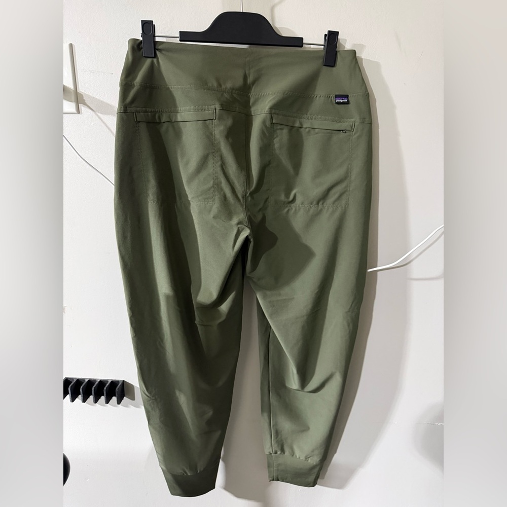 Patagonia Women’s Happy Hike Jogger, Army Green, Sz L